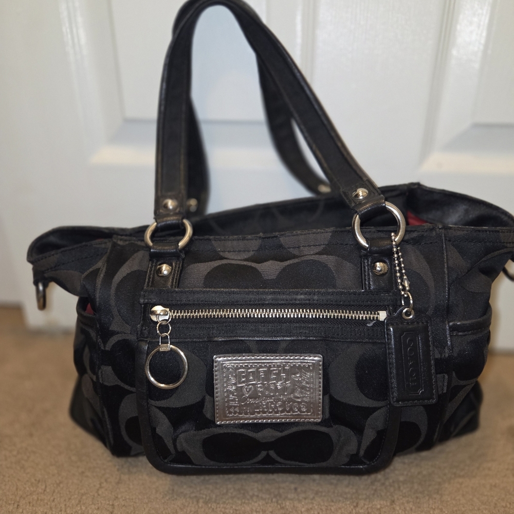 Coach Black POPPY Signature Tote Bag With Crossbody Strap
